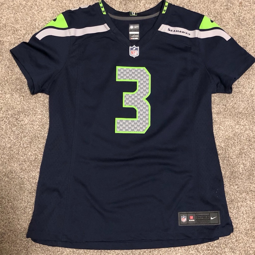 Seattle Seahawks Russel Wilson Woman’s Jersey Sz L